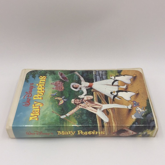 Walt Disney’s Mary Poppins VHS Home Video 023 - Picture 2 of 12